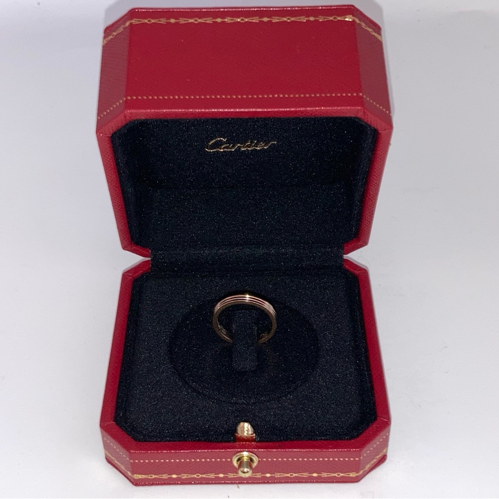 Cartier vendome wedding band ring.